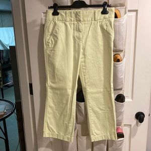 J Crew Favorite Fit Chino in light yellow/green. Size 6.